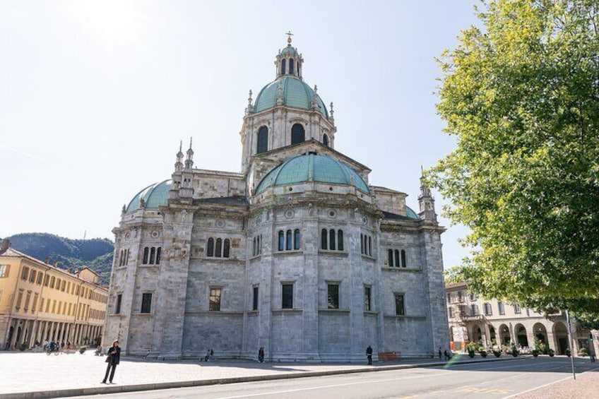 Discover Como: A Guided Tour Through the Heart of the City