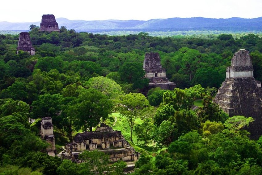 5-Day Antigua Guatemala, Tikal & Yaxha Ruins Tour