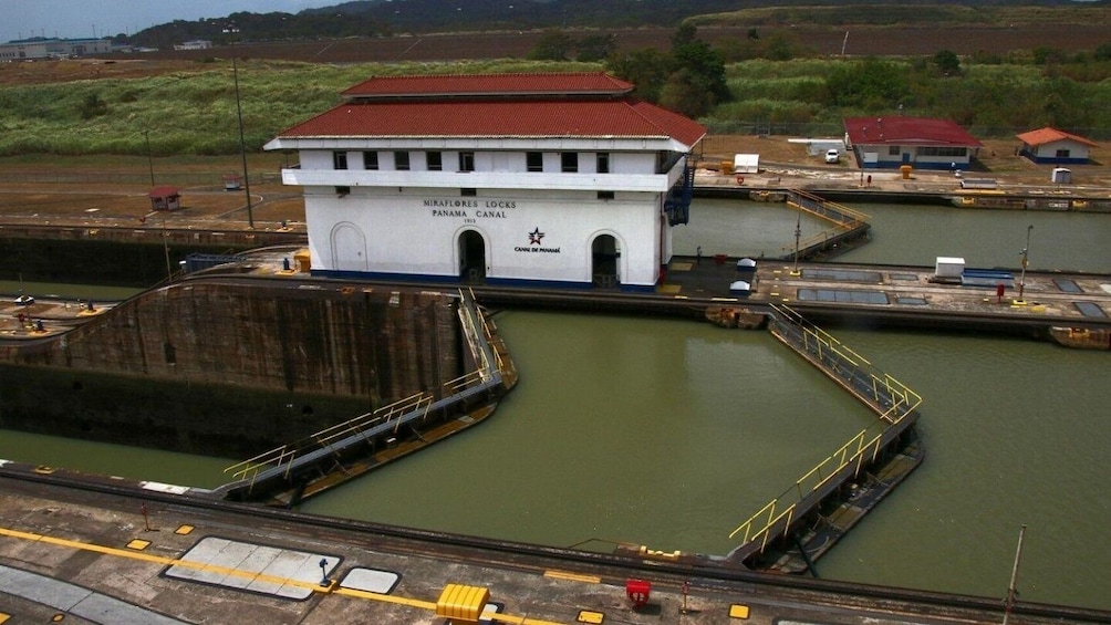 Full-Day Panama Canal & City Tour