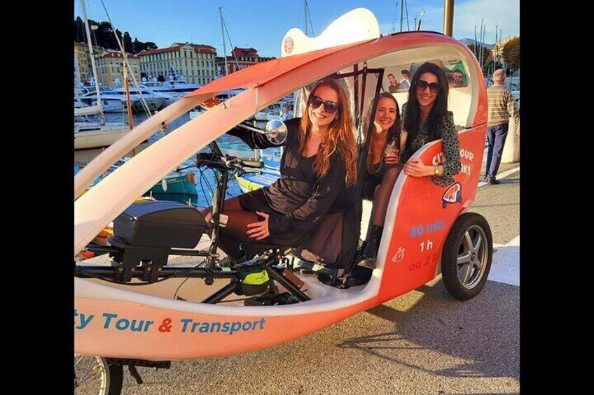 Nice: Visit of Nice by electrically assisted bike taxi 1 hour.