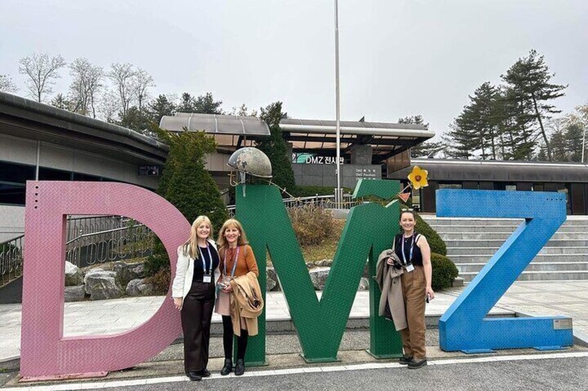 DMZ with Gondola Guided Tour from Seoul *No Shopping