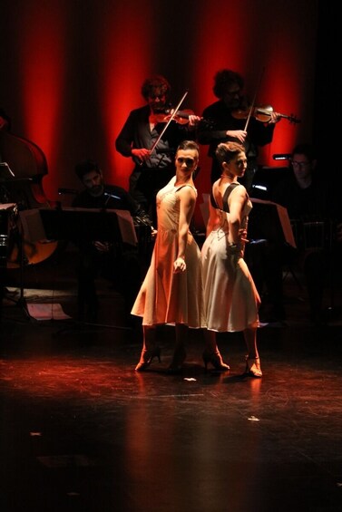 Cargar ítem 5 de 7. Piazzolla Tango Dinner Show
