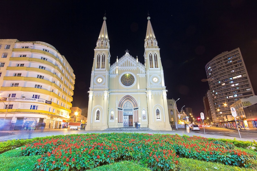 Curitiba by Night Tour with Dinner