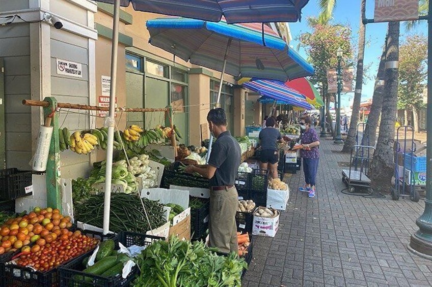 Hawaii Food Tour - Off The Beaten Path