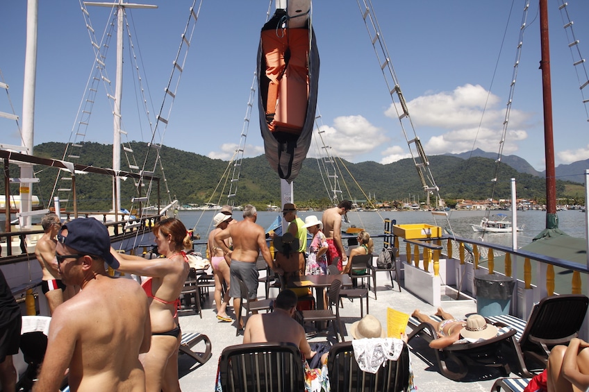 Schooner Cruise with Snorkeling