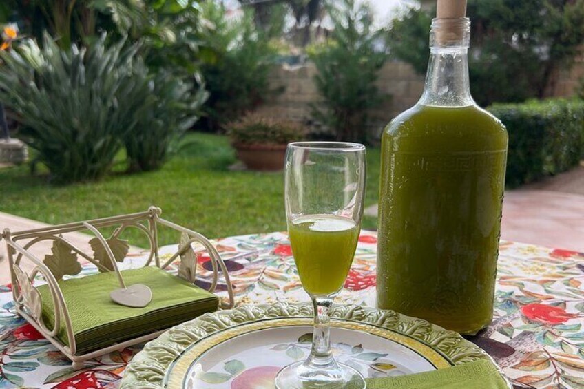 Traditional cooking lesson with tasting in the garden 