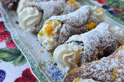 The kitchen of the sun: Teresa's traditional recipes