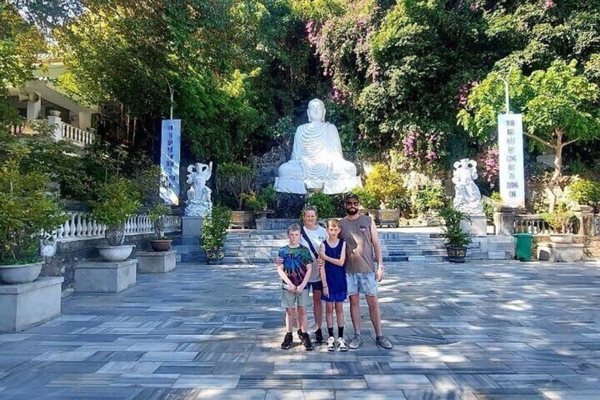 Golden Bridge to Avoid Crowd -Marble Mountain- Lady Buddha Statue