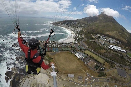 3-Day Cape Town Private Tour with Paragliding and Wine Tasting