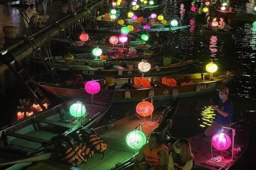 Half-Day Hoi An City Private Night and Day Tour with Boat Ride