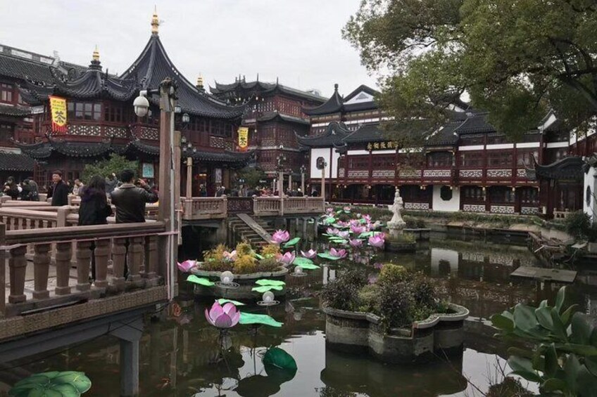Full-Day Old Shanghai City Lifestyle and Culture Private Tour with Lunch