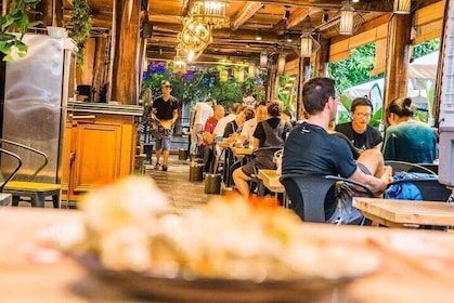 Shanghai craft beer tour with local food tastings