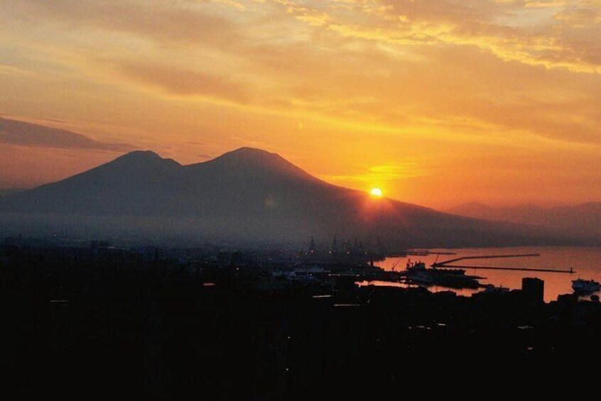 Half day to Mount Vesuvius (4 hours)