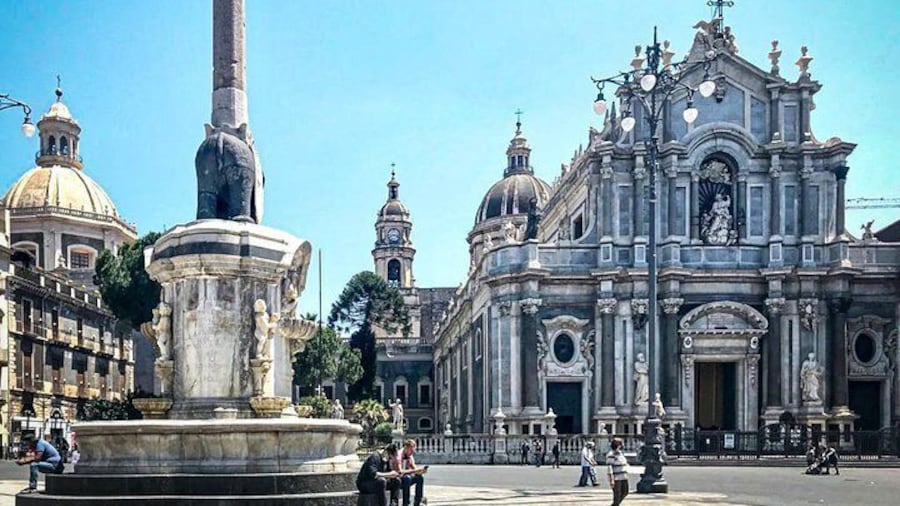 WalkingTour CATANIA - discovering the city of lava with a licensed guide