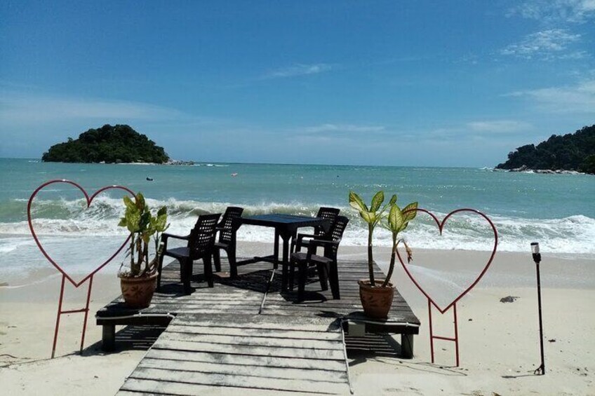 Whispering Sea At Pangkor Island + Lunch (Private Guided Tour) 