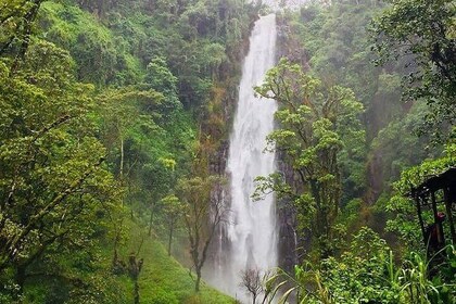 Full-Day Hiking Tour to Mount Meru Waterfall