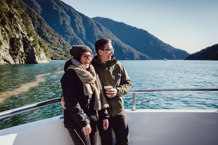 Milford Sound Vista Coach & Cruise Full Day Tour