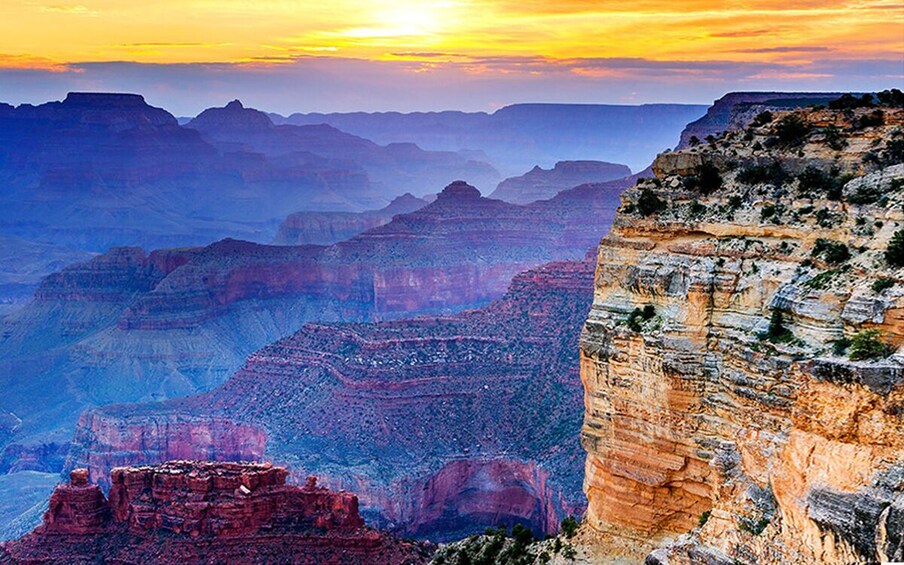 Grand Canyon Complete Small Group Tour: Sedona or Flagstaff