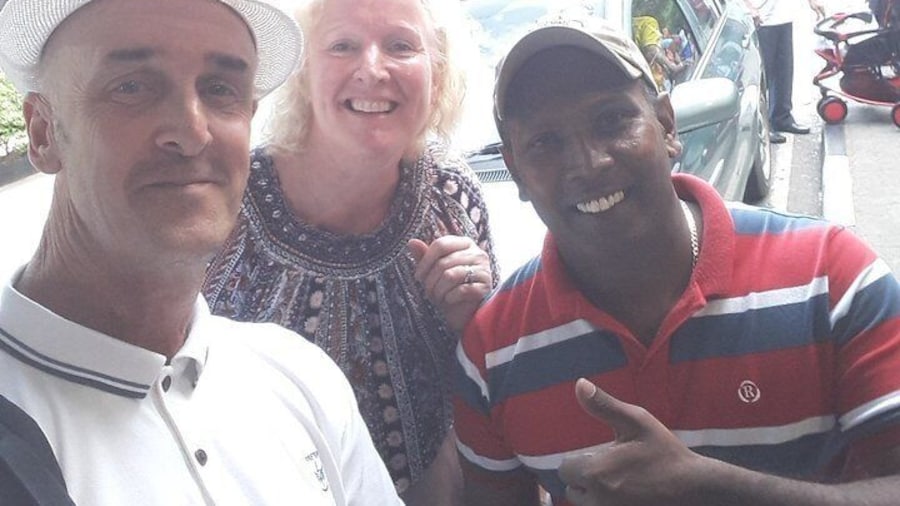 England couple with Brave lanka tours