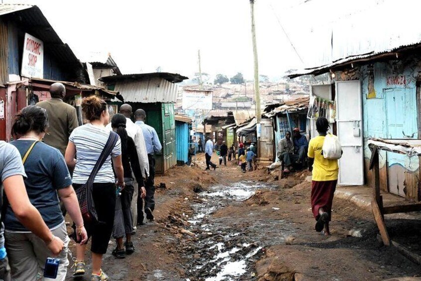 slum tour nairobi