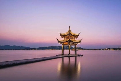 2-Day Hangzhou and Wuzhen Water town Private Tour with All-inclusive Option