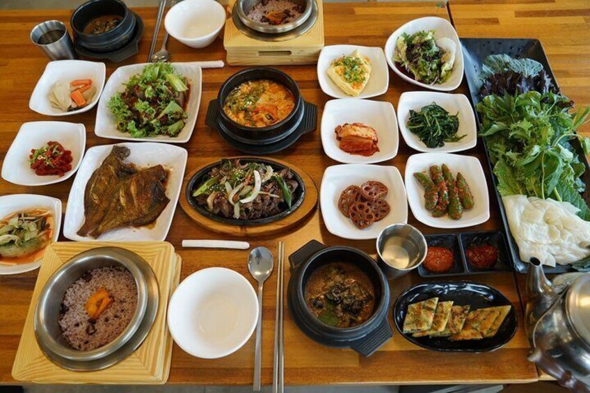 Gyeongju tour with a Driver