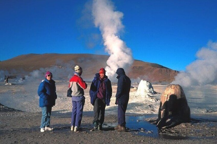 Full day Geyser del Tatio + Cejar Lagoon