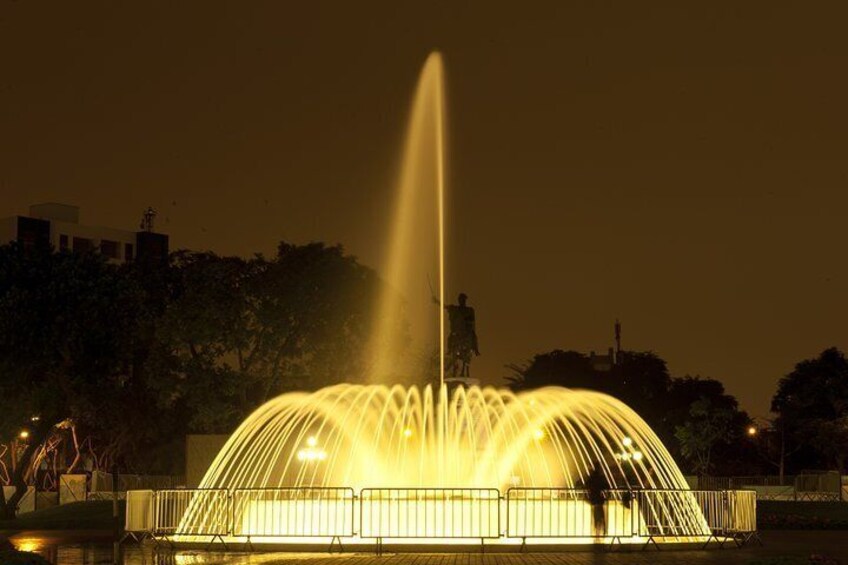 Magic Water & Laser Light Show Including Pick Up And Drop Off