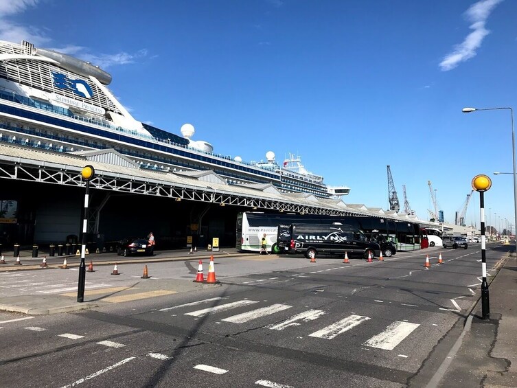 Show item 1 of 9. London Full-Day Private Shore Excursion from Pt Southampton
