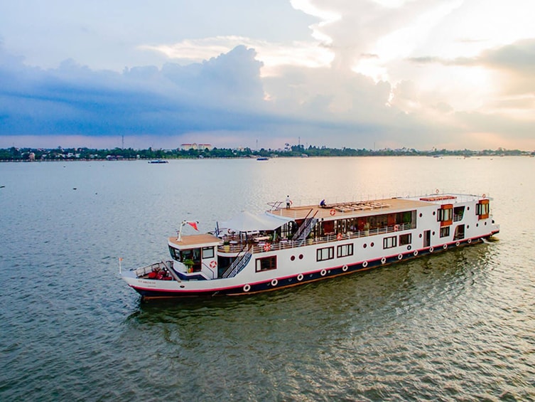3-Day Saigon Can Tho Chau Doc Phnom Penh -Mekong Eyes Cruise