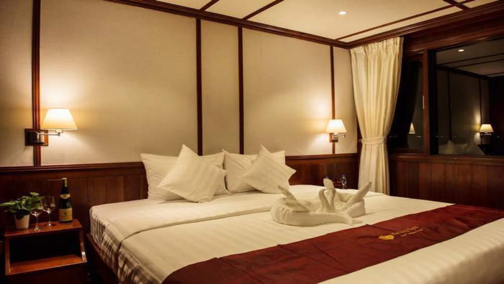 3-Day Saigon Can Tho Chau Doc Phnom Penh -Mekong Eyes Cruise