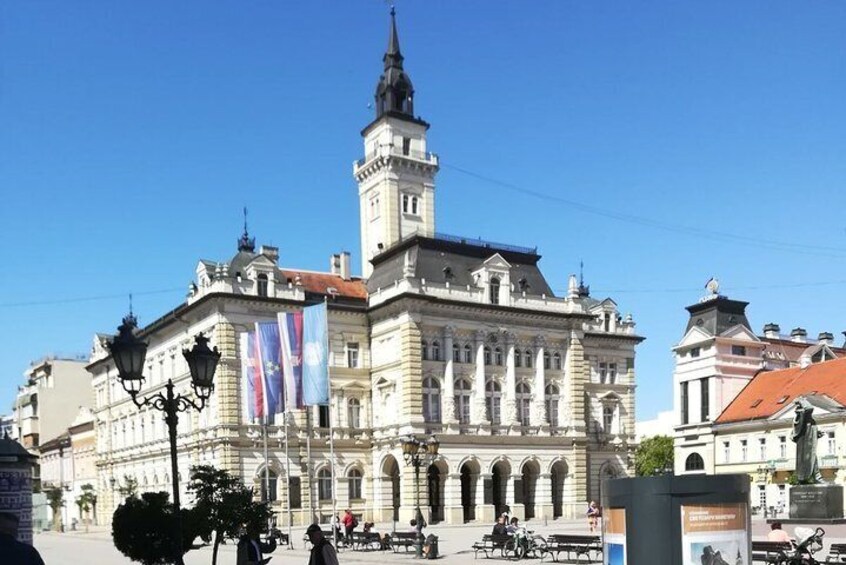 Novi Sad and Sremski Karlovci Wine Tour From Belgrade