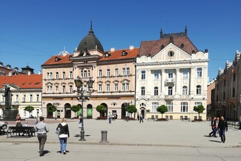 Novi Sad and Sremski Karlovci Wine Tour From Belgrade