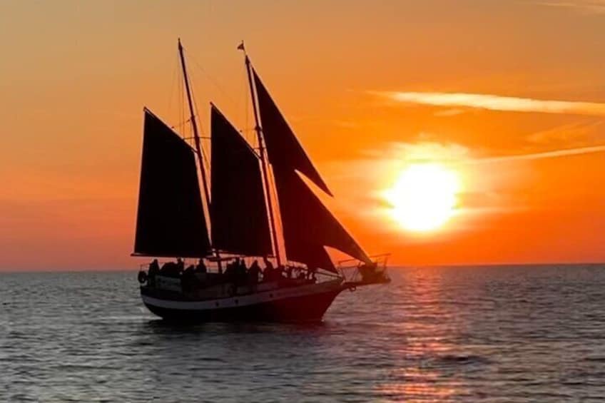 Suncoast Sailing's Sunset Sailing Experience!