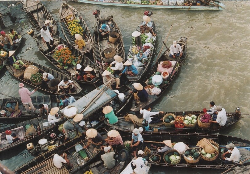 3-Day Phnom Penh Chau Doc Can Tho Saigon -Dragon Eyes Cruise