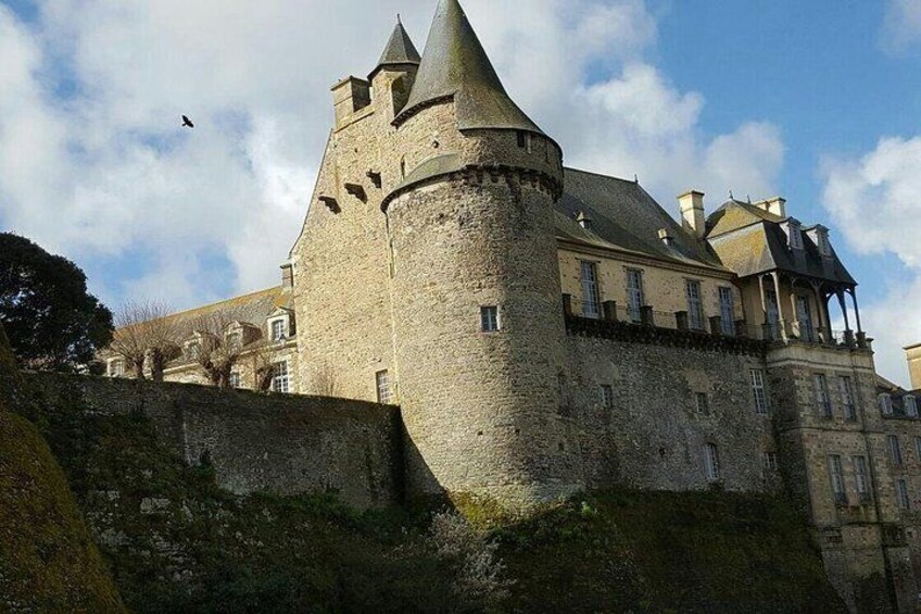 Chateaugiron Castle