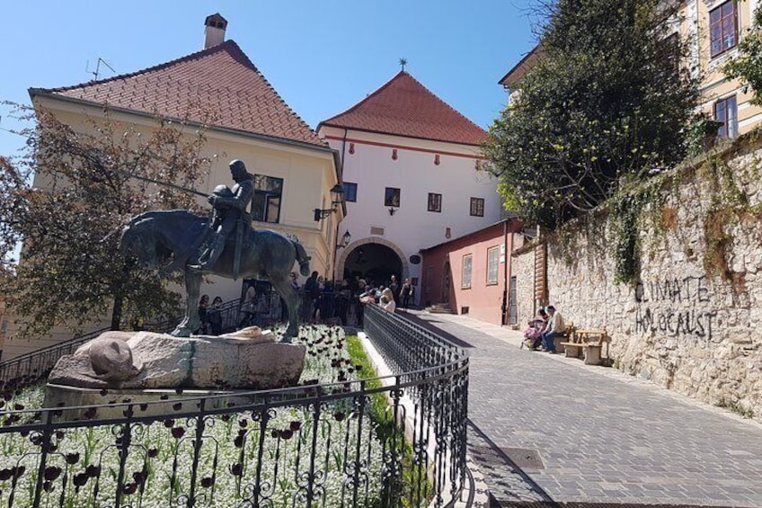 Walking tour of Zagreb