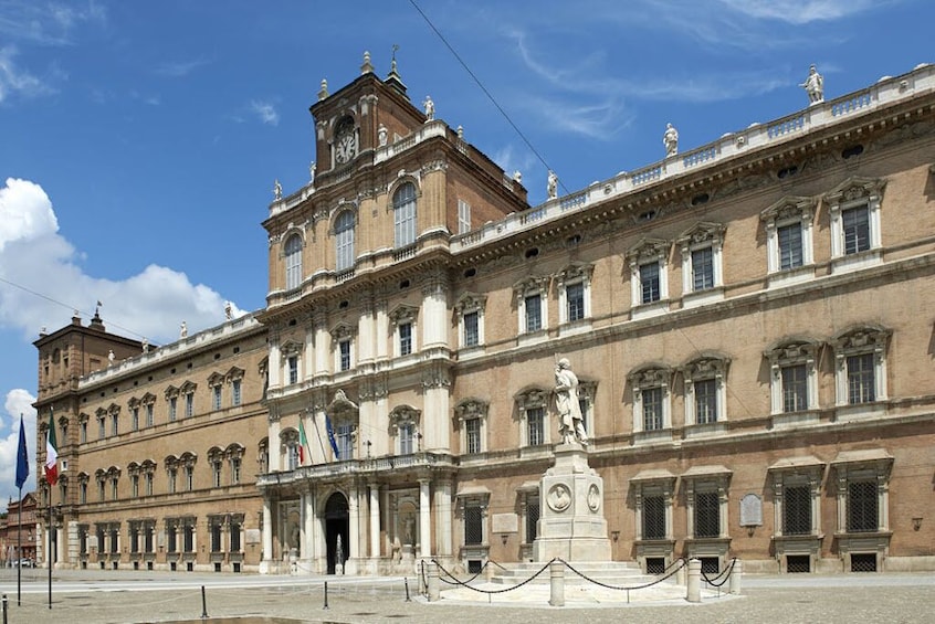 Modena Private Walking Tour