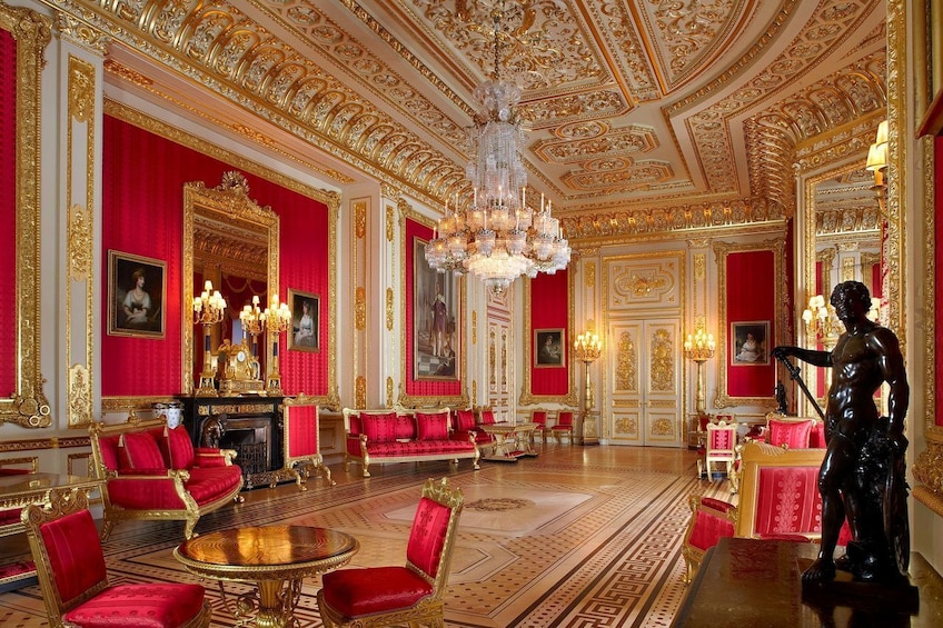 Windsor Castle, Stonehenge, Lacock & Bath Full-Day Tour with Lunch