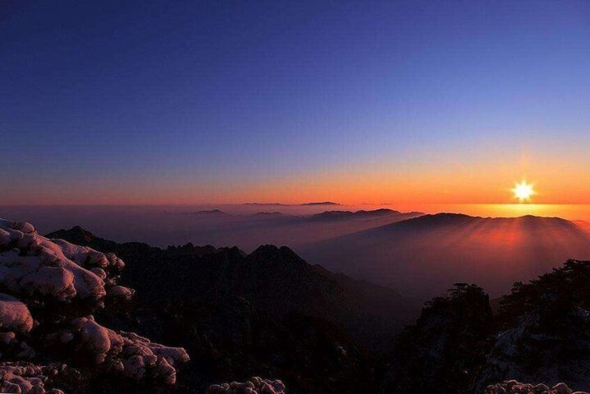 Private Photography Day Tour of Huangshan Yellow Mountain