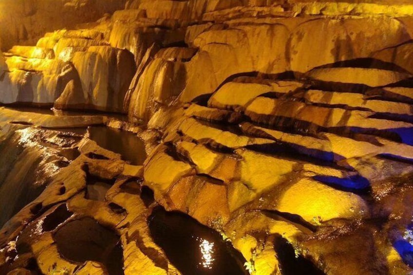 Private Day Tour to Jiuxiang Cave from Kunming by Car