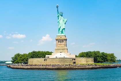 Privé : Statue de la Liberté et Ellis Island