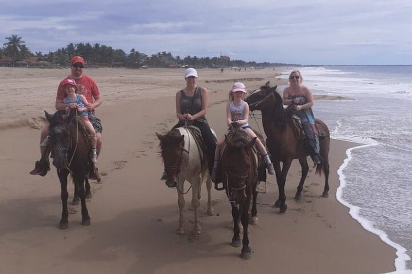 Horseback Riding in Ixtapa Mexico , Ixtapa Pacific Tours