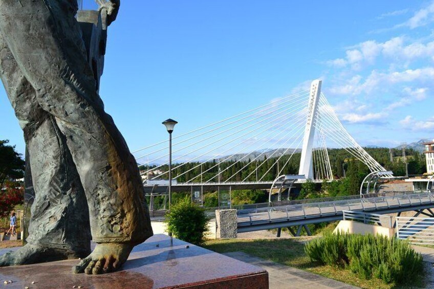 Millennium Bridge