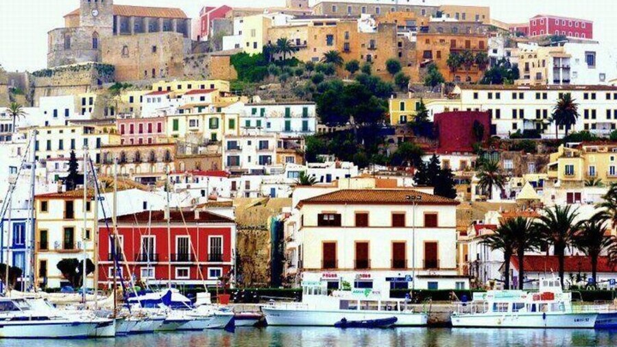 Get to know this World Heritage city!