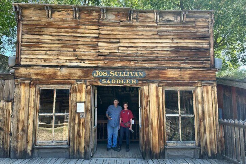 Montana Old West Ghost Towns Private VIP Tour - From West Yellowstone MT