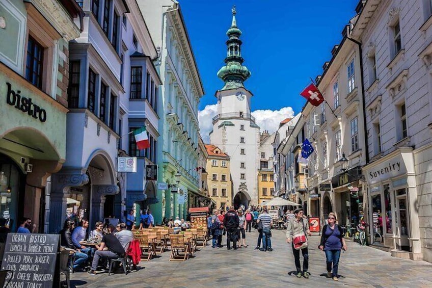 Trip from Vienna: Visit Bratislava - transport, lunch and guided tour included