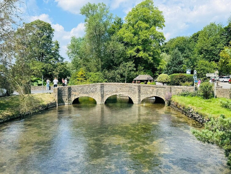 Lunch in the Cotswolds Full-Day Tour from London with 2-Course Lunch