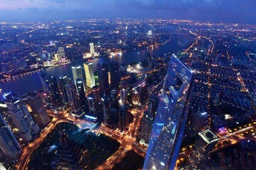 Private Night Tour with Shanghai Tower and VIP Class River Cruise
