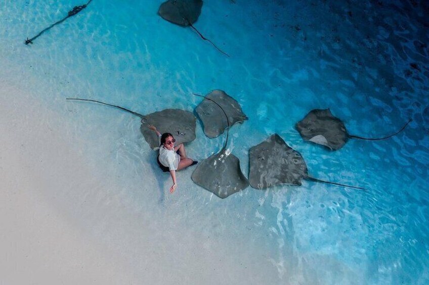 Maafushi: Snorkeling in Maldives full day trip